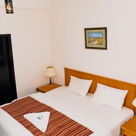 Pan Emirates Hotel Apartments Sharjah Exterior foto